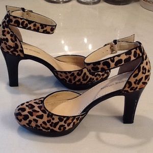 Adrienne Vittadini Pasquale Sz 7 M