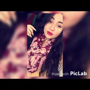 Meet your Posher, Alison