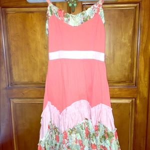 Lulumari Dress size S, and Matching Necklace