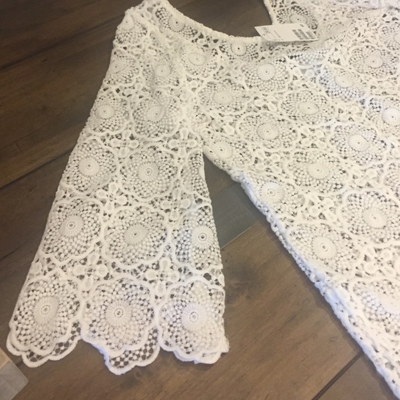 Lace Dress - Picture 3 of 4