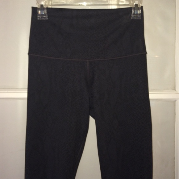 🚫SOLD🚫 Lululemon Wunder Under Pant High Waisted