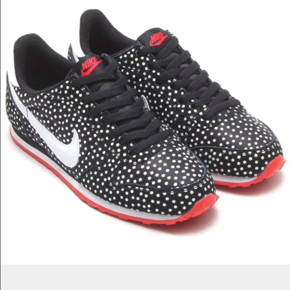 nike polka dot running shoes