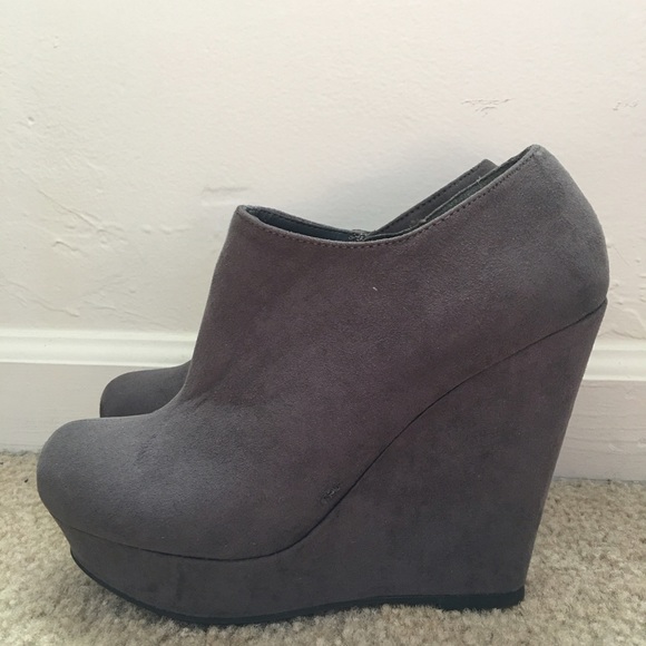 Grey faux suede booties