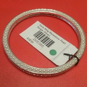 Hot Gift!  Pearl, Rhinestone and Silver Bracelet