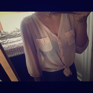 💕🌹💋Cute blush crop top