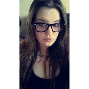 Meet your Posher, Cherie