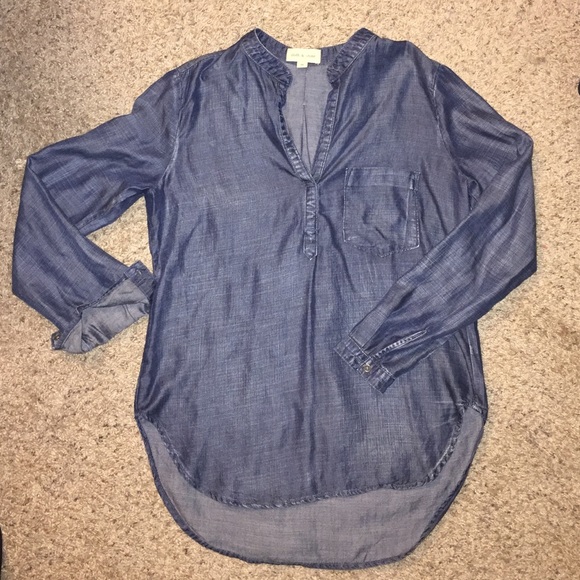 Cloth & stone blue Jean chambray shirt