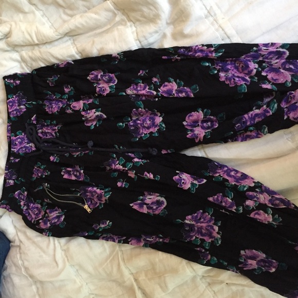 Somedays lovin trackpants - Picture 2 of 3