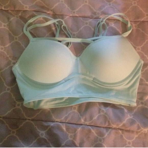 Vs bra