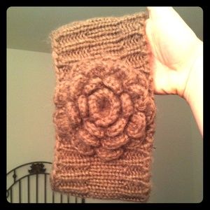 Knit headband earwarmer.
