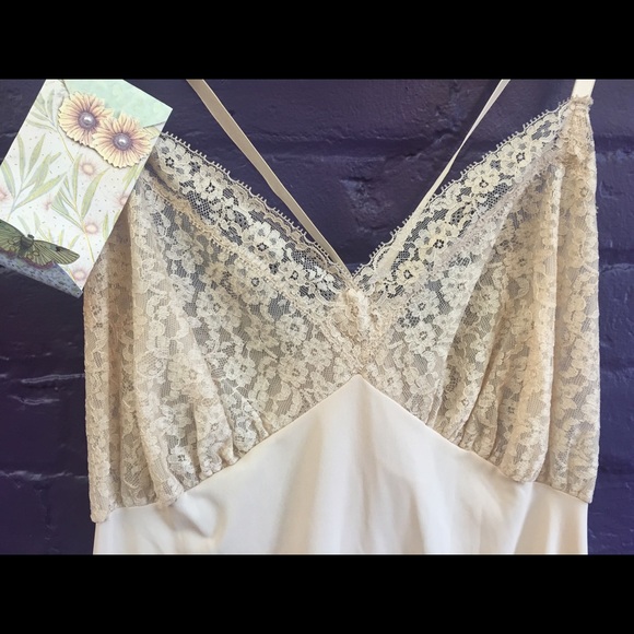 Vintage slip