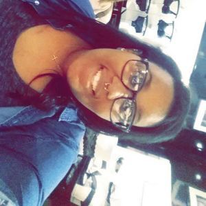 Meet your Posher, Tavia