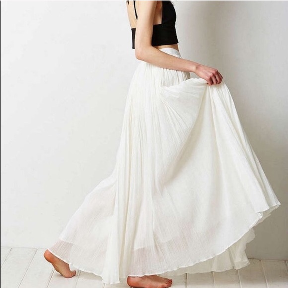 NEW urban outfitters full white maxi skirt