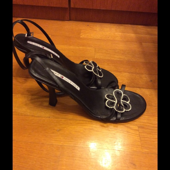 Sandals - Picture 2 of 3