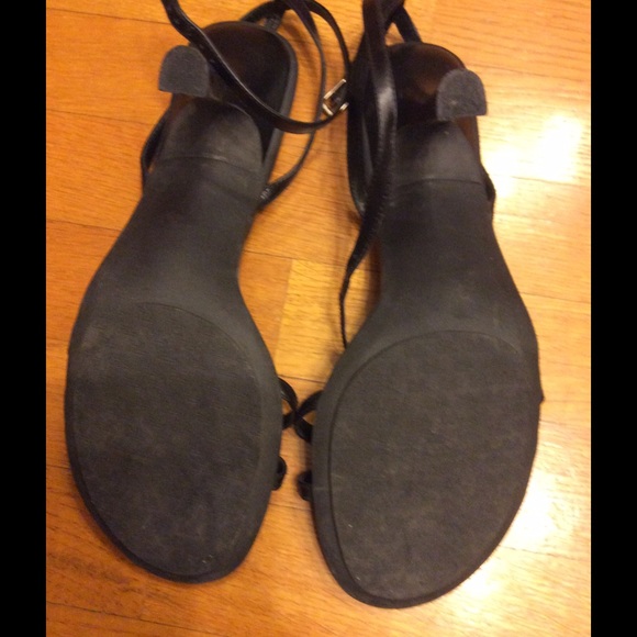 Sandals - Picture 3 of 3