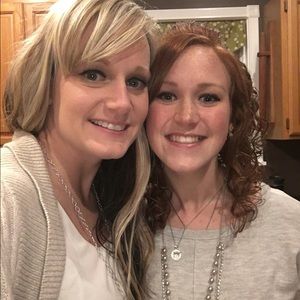 Meet your Posher, Amber