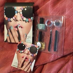 CIATÉ Flower Manicure: Boda Boom Set