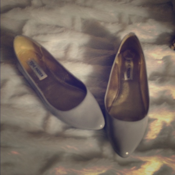 Light grey flats