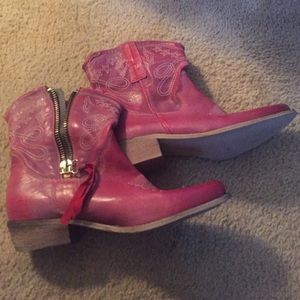 Red cowboy boots