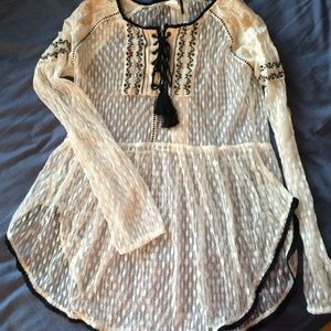 Anthropologie Black/Cream Lace-Up Peasant Blouse