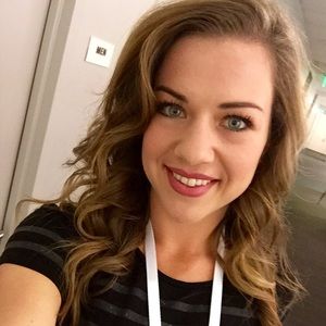 Meet your Posher, Jenn