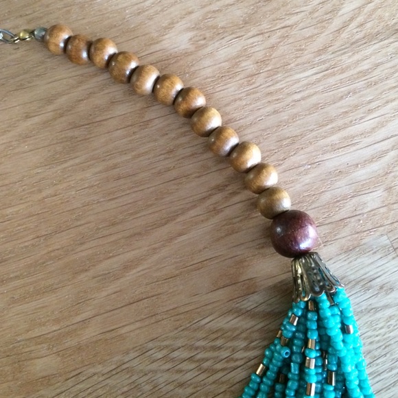 Turquoise and gold layered necklace - Picture 3 of 3