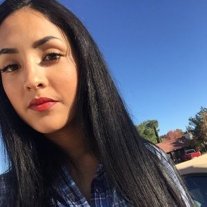 Meet your Posher, Karina