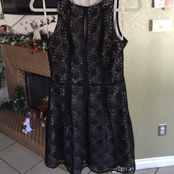 Forever 21 lace dress