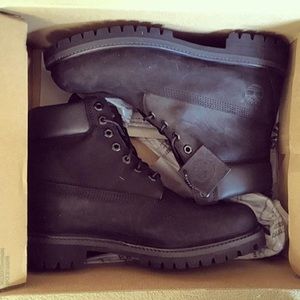 Black Timberlands