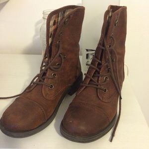 Brown boots