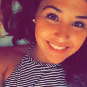 Meet your Posher, Isabel