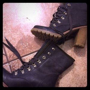 Ugg high heel boot winter boot