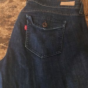Cute Plus Size Levi's Jeans