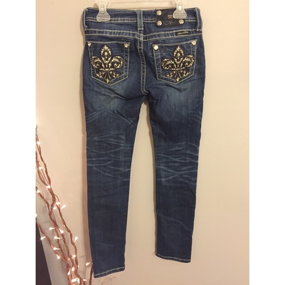 SOLD - Picture 4 of 4