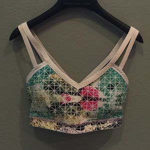 Lululemon sports bra