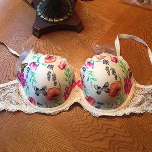 Victoria's Secret bra