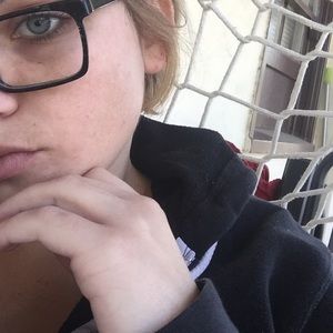 Meet your Posher, Veronica