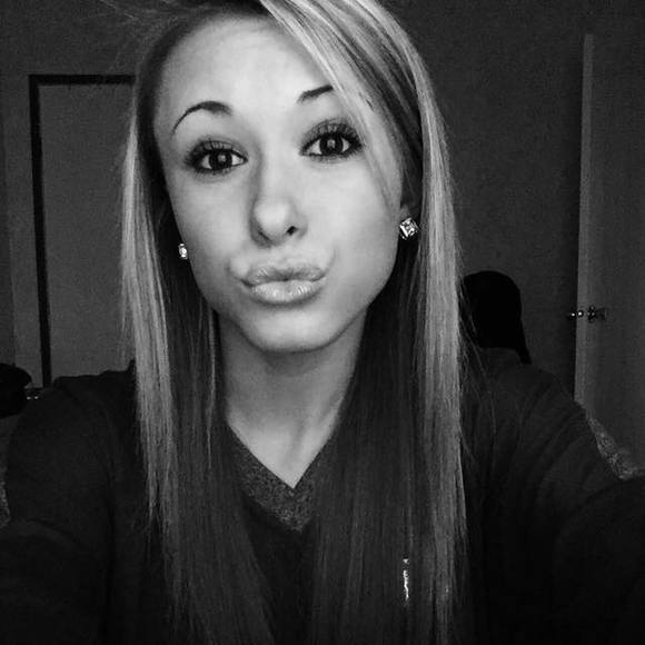 Meet your Posher, Juli-anna - Picture 1 of 1