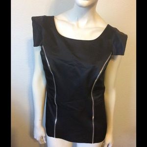 Frank Tell Zipper Black Mod Top