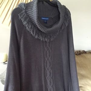 Gently used like new size XL Karen Scott