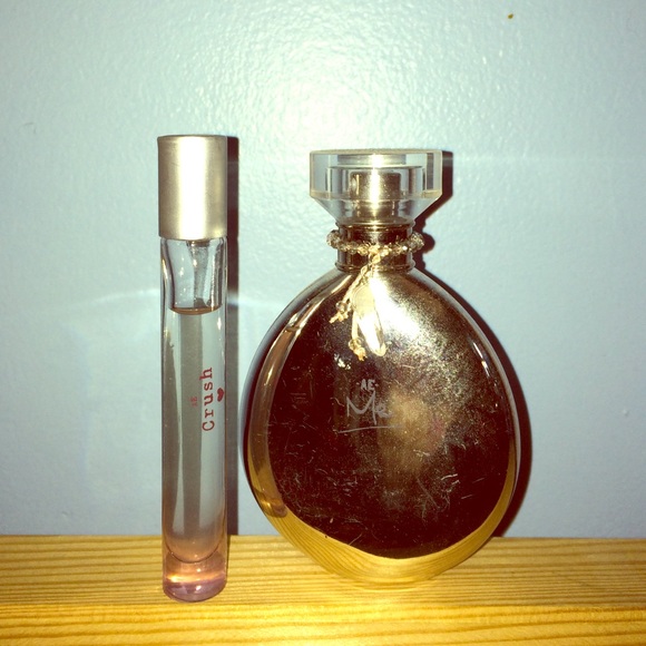 🤘🏻NEW LISTING🤘🏻 AE perfume bundle