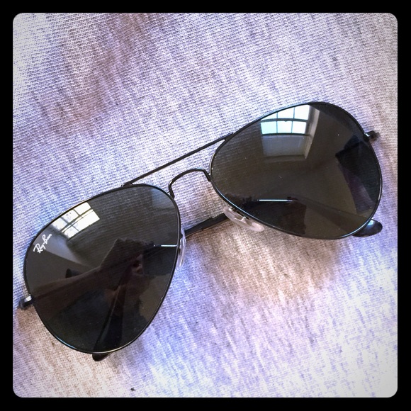 Ray-Ban - Black Original Aviators