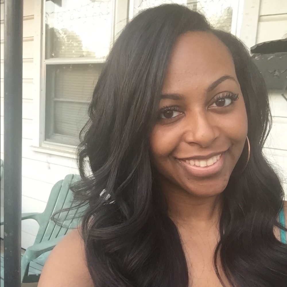 Meet your Posher, Brittney