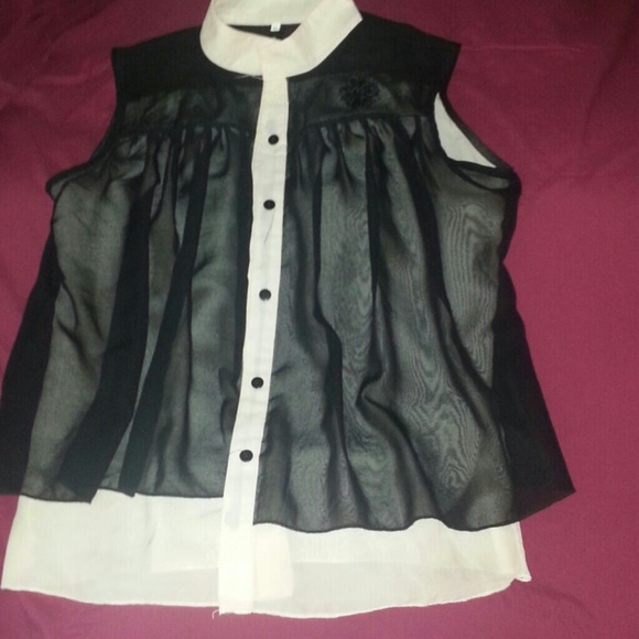 Blouse - Picture 3 of 3