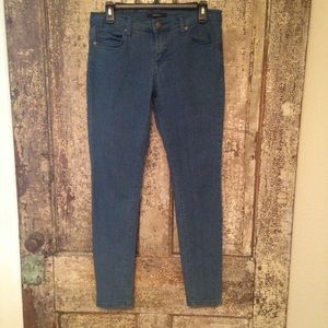 Forever 21 blue stretch skinny jeans