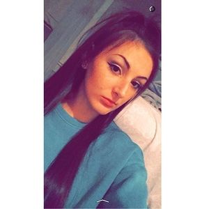 Meet your Posher, Lauren