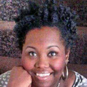 Meet your Posher, Dionne