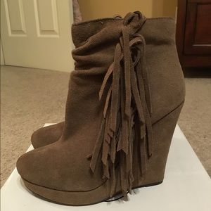 Steve Madden Mikala Taupe Suede Fringe Booties