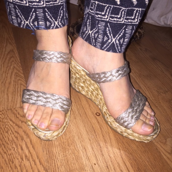 Gold Wedges