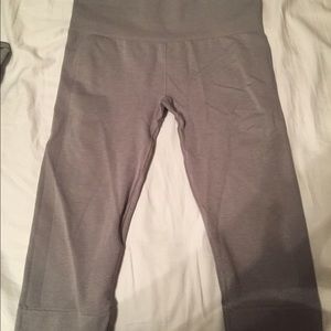 Lululemon crop pants